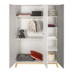 Schardt Vegas Kinderzimmer Inkl. Umbauseiten Mit 3-türigem Schrank -Roba || Pinolino || Träumeland Verkäufe 06 231 24 03 vegas schrank 3 tueren geoeffnet dekoriert gr 1