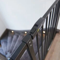 Hauck Close N Stop + 9cm Extension Schutzgittererweiterung -Roba || Pinolino || Träumeland Verkäufe 4007923597194.pt07.close n stop 9cm extension charcoal