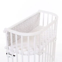 Babybay Maxi Beistellbett Colonial Extra Belüftet Stillbett - Zum Aktionspreis -Roba || Pinolino || Träumeland Verkäufe babybay gitterschutz stimmungsbild 001 6