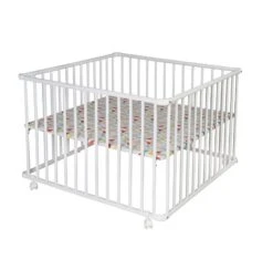 Schardt Laufgitter Basic Buche Massiv Weiß 100 X 100 Cm, Mit Laufrollen, Folie Sternchen Rot